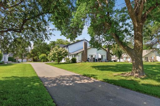 3608 Gershwin Lane N, Saint Paul, MN 55128