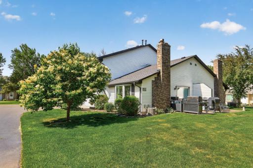 3608 Gershwin Lane N, Saint Paul, MN 55128