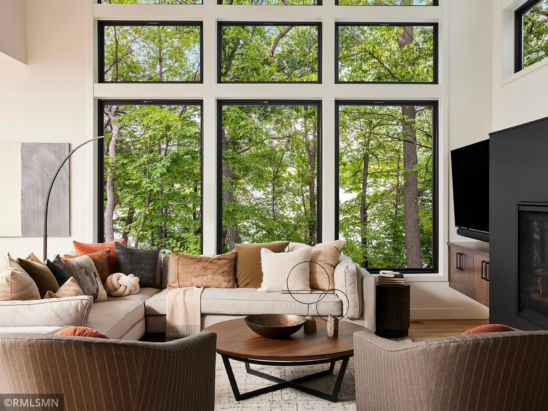 223_Livingroom.jpg