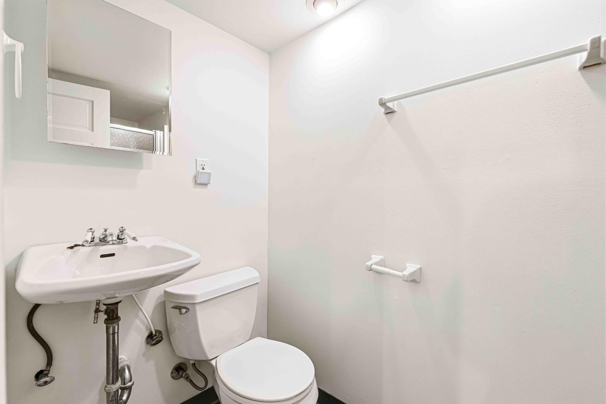 1334 8th St S Fargo-57.jpg