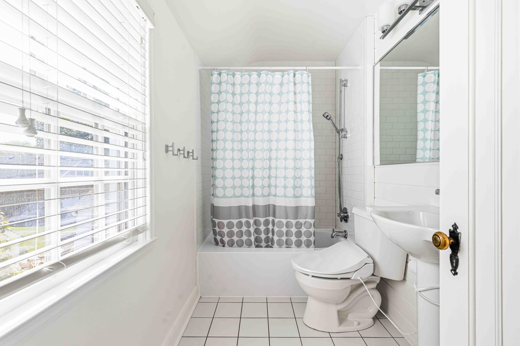 1334 8th St S Fargo-43.jpg