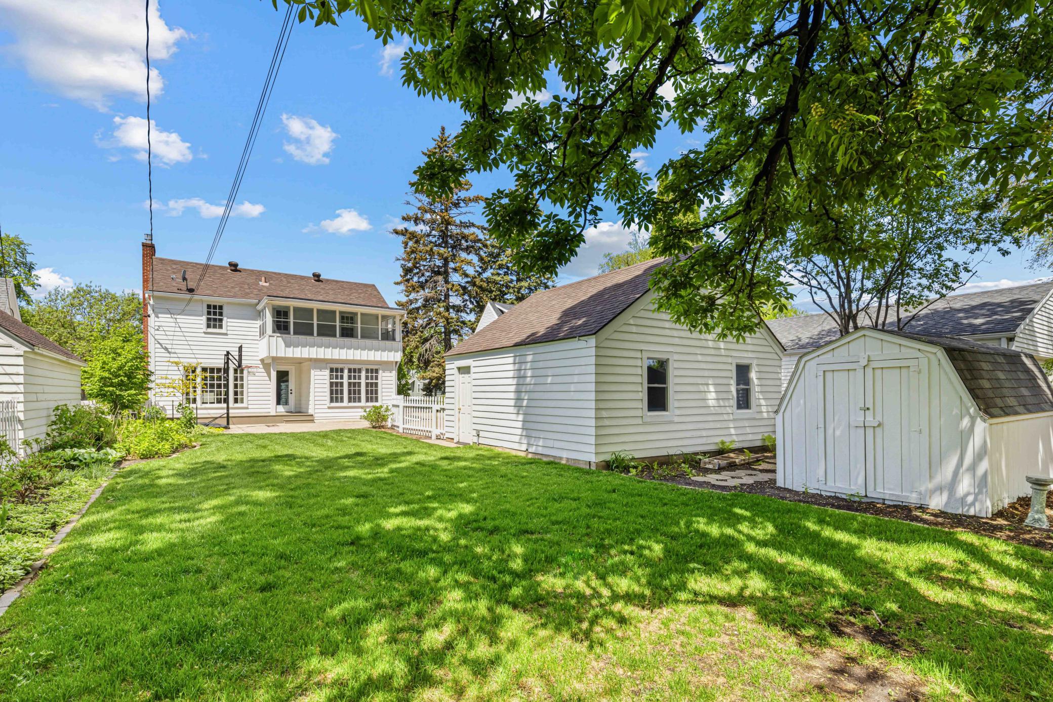 1334 8th St S Fargo-14.jpg