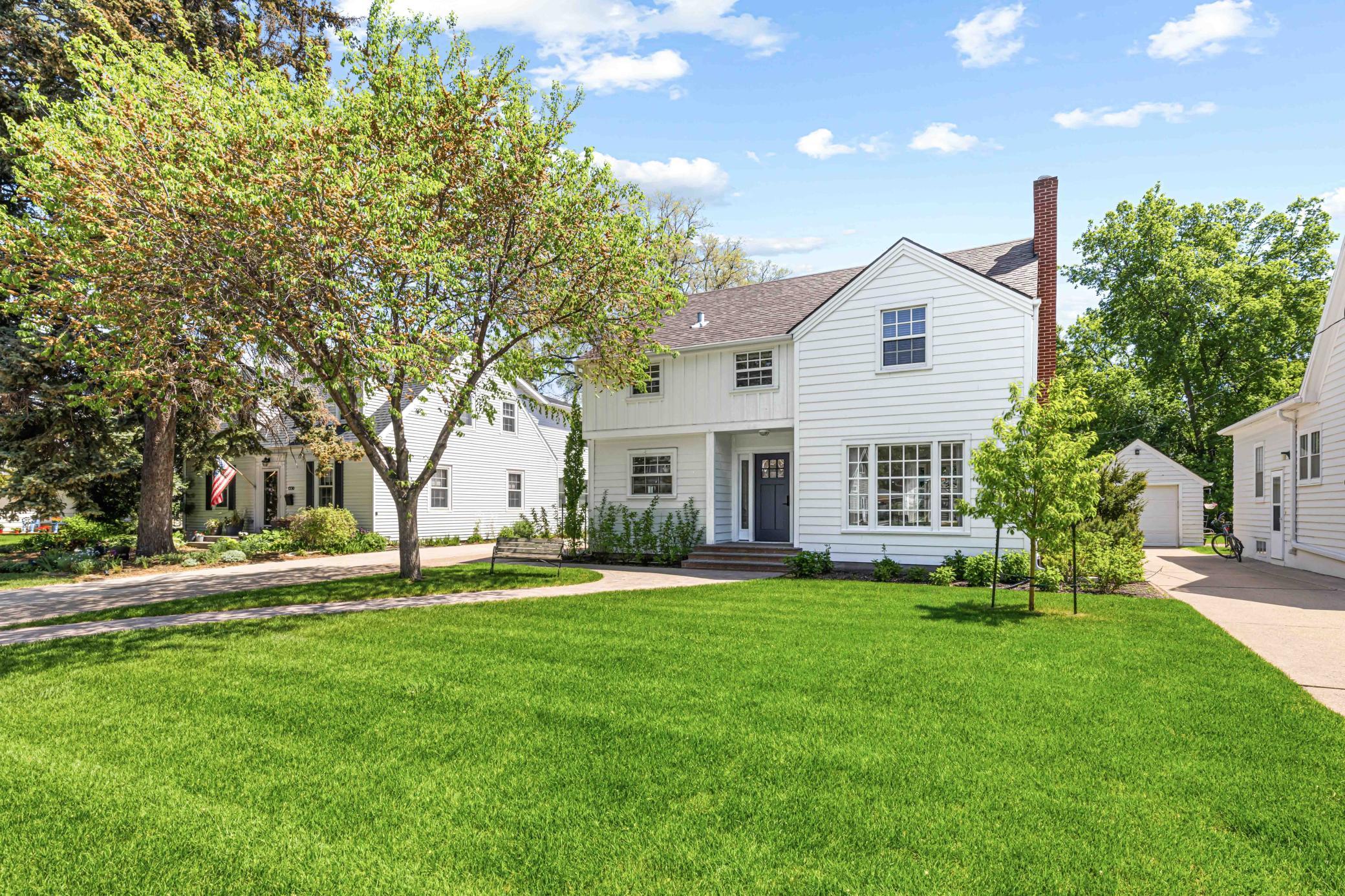 1334 8th St S Fargo-4.jpg