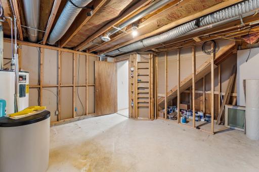 8290 Angus Avenue, Inver Grove Heights, MN 55077