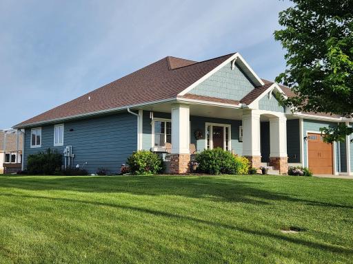 731 St James Circle, Litchfield, MN 55355