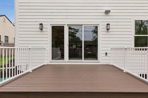 5829 Ewing Avenue South - Spacecrafting - 0009.jpg