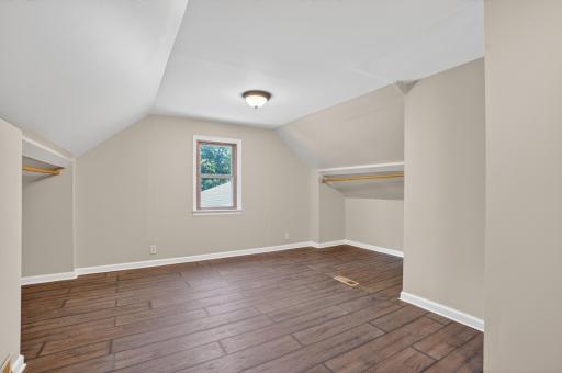 3633 Lowry Avenue N, Minneapolis, MN 55422