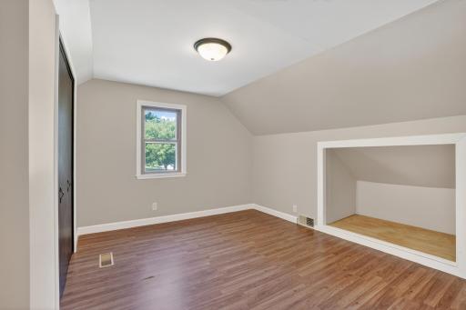 3633 Lowry Avenue N, Minneapolis, MN 55422