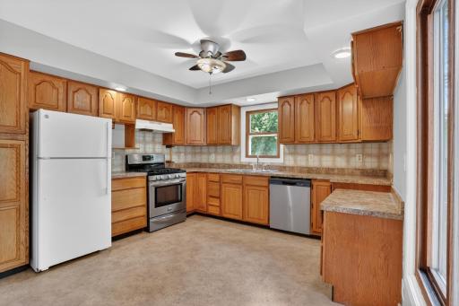 3633 Lowry Avenue N, Minneapolis, MN 55422