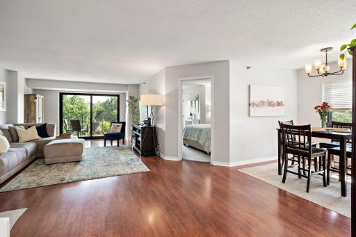 3-web-or-mls-3131-excelsior-blvd-713.jpg