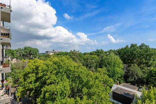 6-web-or-mls-3131-excelsior-blvd-713.jpg