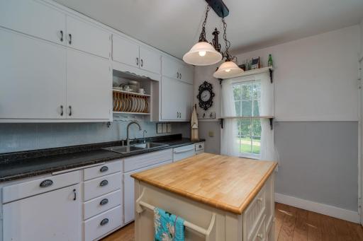 17069 Old Hwy 66, Good Thunder, MN 56037