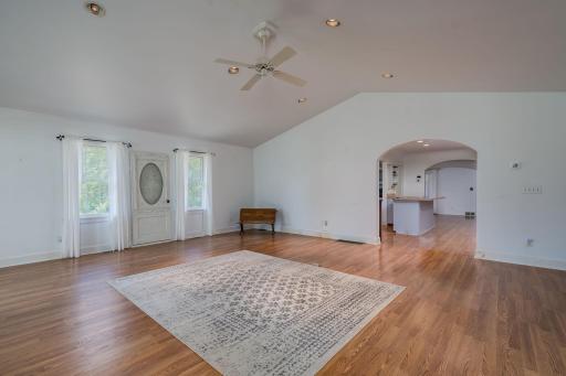 17069 Old Hwy 66, Good Thunder, MN 56037