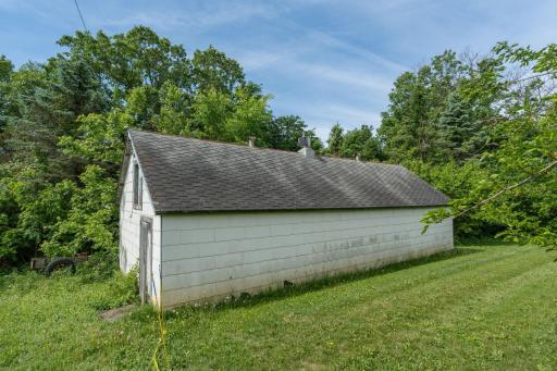 17069 Old Hwy 66, Good Thunder, MN 56037