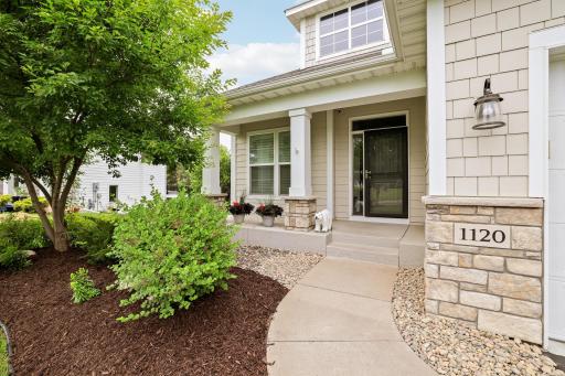 1120 Pine Hill Lane, White Bear Lake, MN 55127