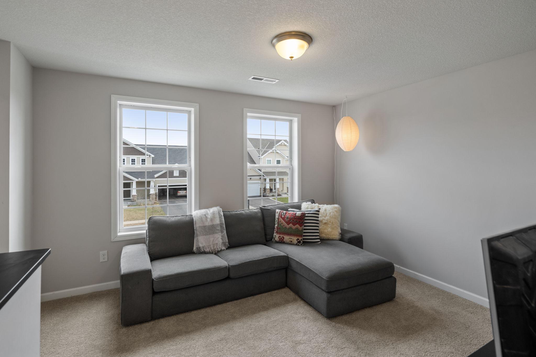 Loft/Den