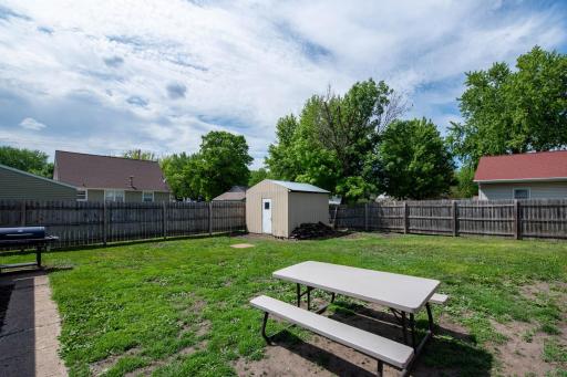 908 3rd Street SW, Waseca, MN 56093