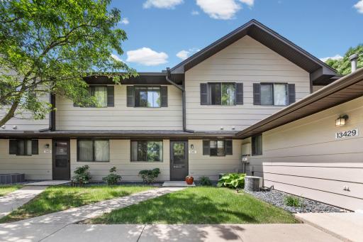 13417 Zenith Lane, Eden Prairie, MN 55346