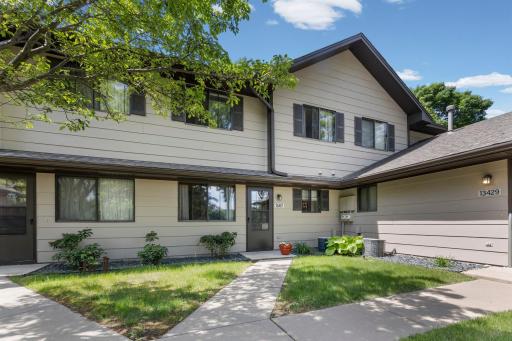 13417 Zenith Lane, Eden Prairie, MN 55346