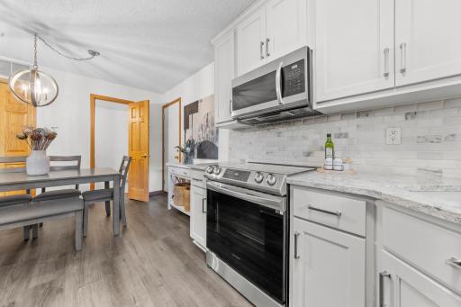 13417 Zenith Lane, Eden Prairie, MN 55346