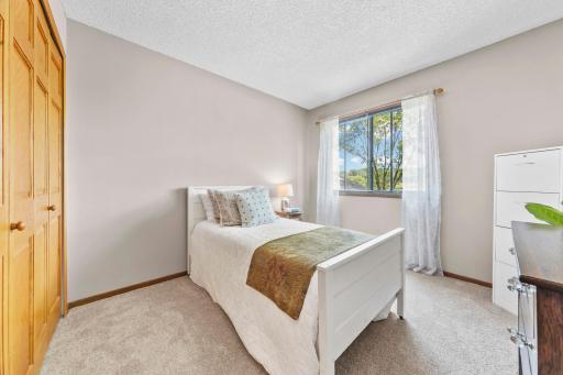 13417 Zenith Lane, Eden Prairie, MN 55346