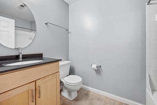 6048 Chasewood Parkway, 1, Hopkins, MN 55343