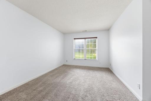 6048 Chasewood Parkway, 1, Hopkins, MN 55343