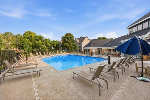 6048 Chasewood Parkway, 1, Hopkins, MN 55343