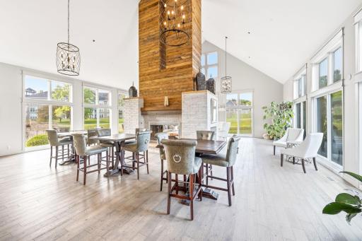 6048 Chasewood Parkway, 1, Hopkins, MN 55343