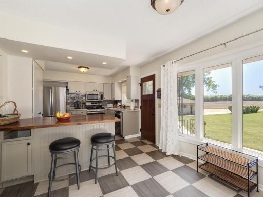 6416 Crofoot Avenue NW, Maple Lake, MN 55358