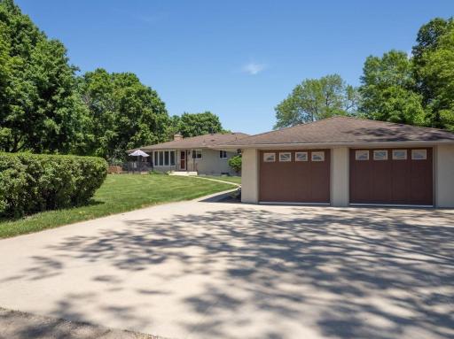 6416 Crofoot Avenue NW, Maple Lake, MN 55358