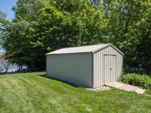 6416 Crofoot Avenue NW, Maple Lake, MN 55358