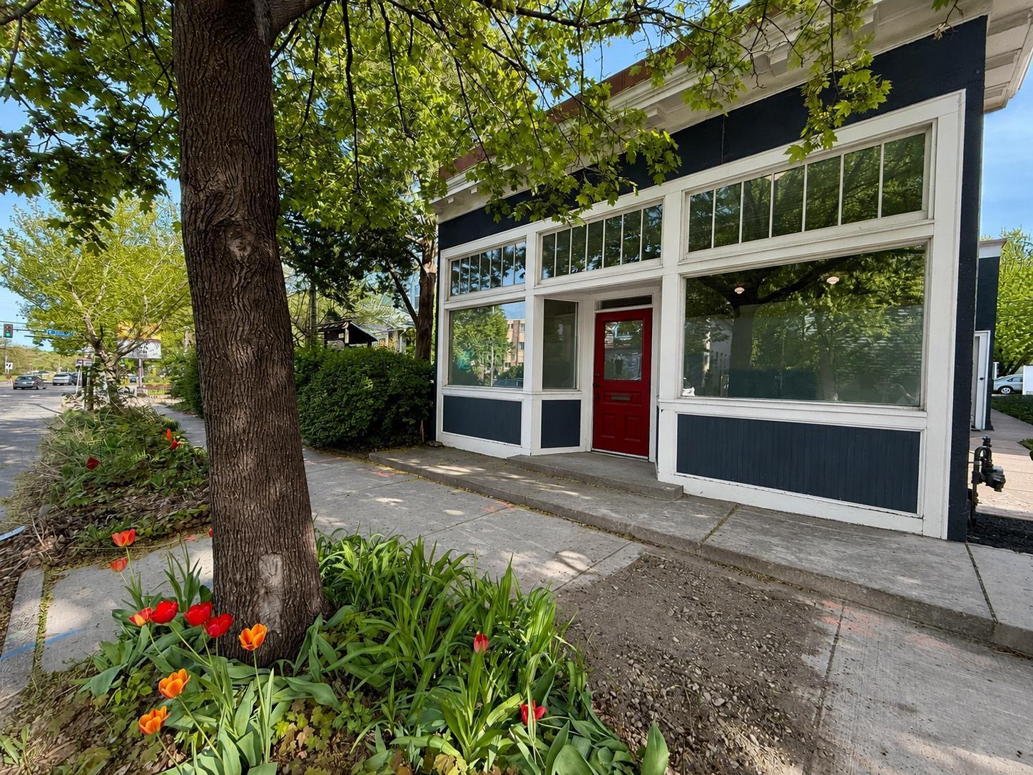 Property photo for 3015 E Franklin Avenue, Minneapolis, MN 55406