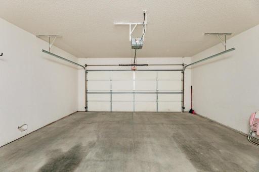 3220 40th Avenue S, D, Fargo, ND 58104