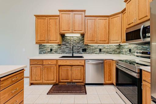 3220 40th Avenue S, D, Fargo, ND 58104