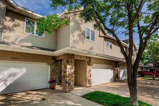 3220 40th Avenue S, D, Fargo, ND 58104