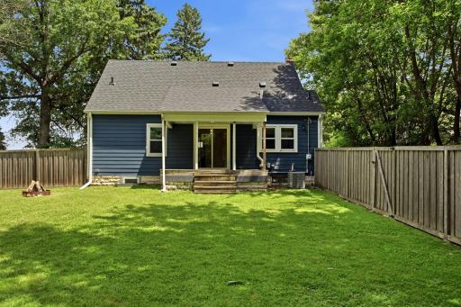 1783 White Bear Avenue N, Saint Paul, MN 55109