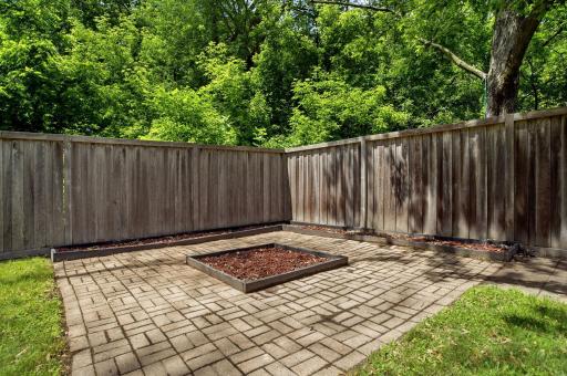 1783 White Bear Avenue N, Saint Paul, MN 55109
