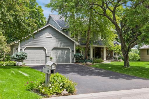 940 Brockton Lane N, Plymouth, MN 55447