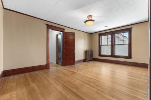Large living room with more closets - this one has two closet spaces.