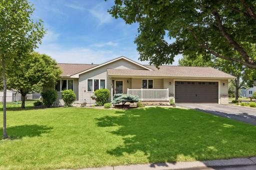 843 Leroy Lane, River Falls, WI 54022