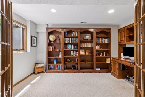 843 Leroy Lane, River Falls, WI 54022