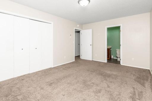 1631 31st Avenue S, Fargo, ND 58103