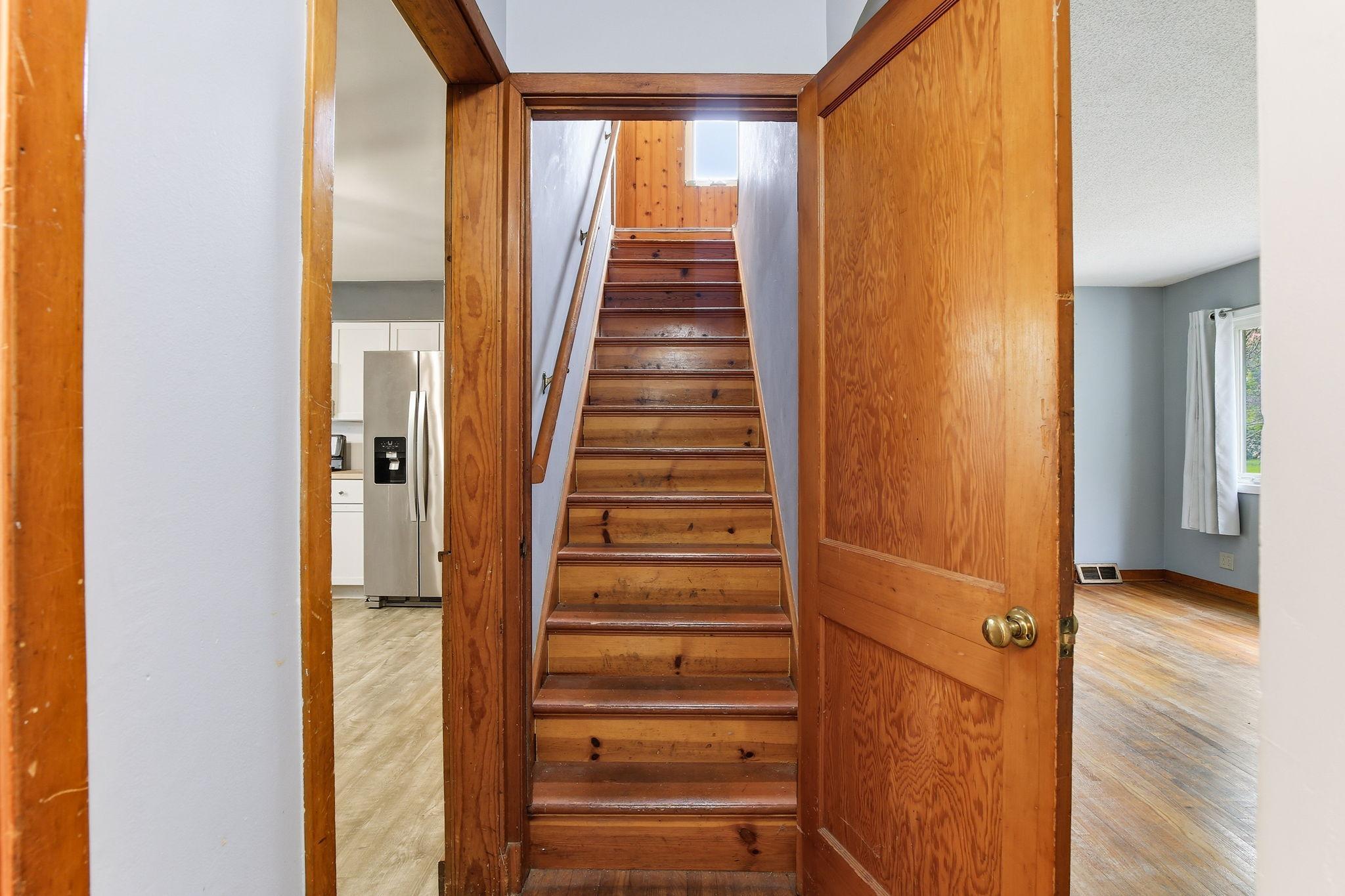 19-web-or-mls-7804-Emerson-Ave-N-19.jpg