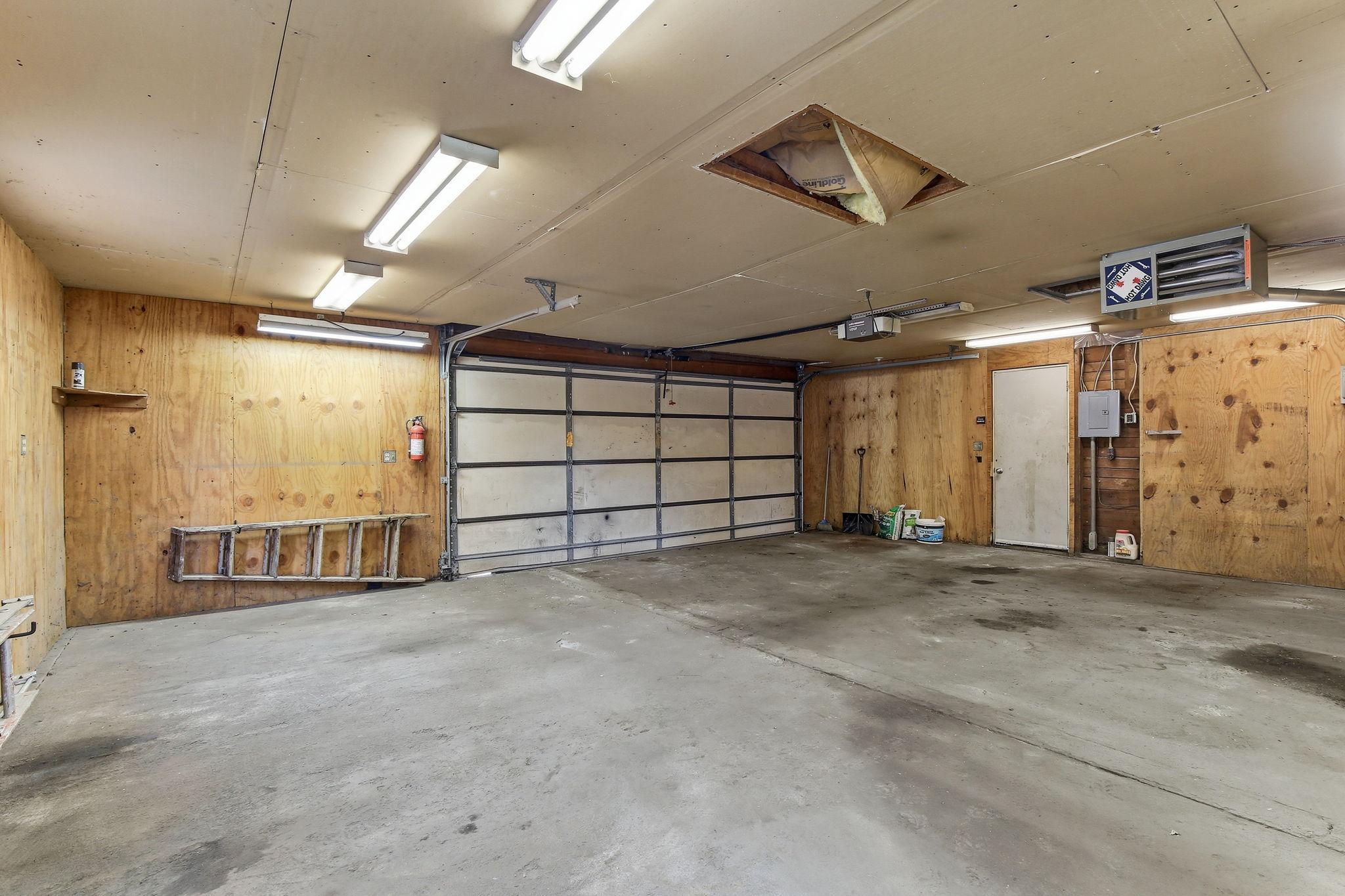29-web-or-mls-7804-Emerson-Ave-N-29.jpg