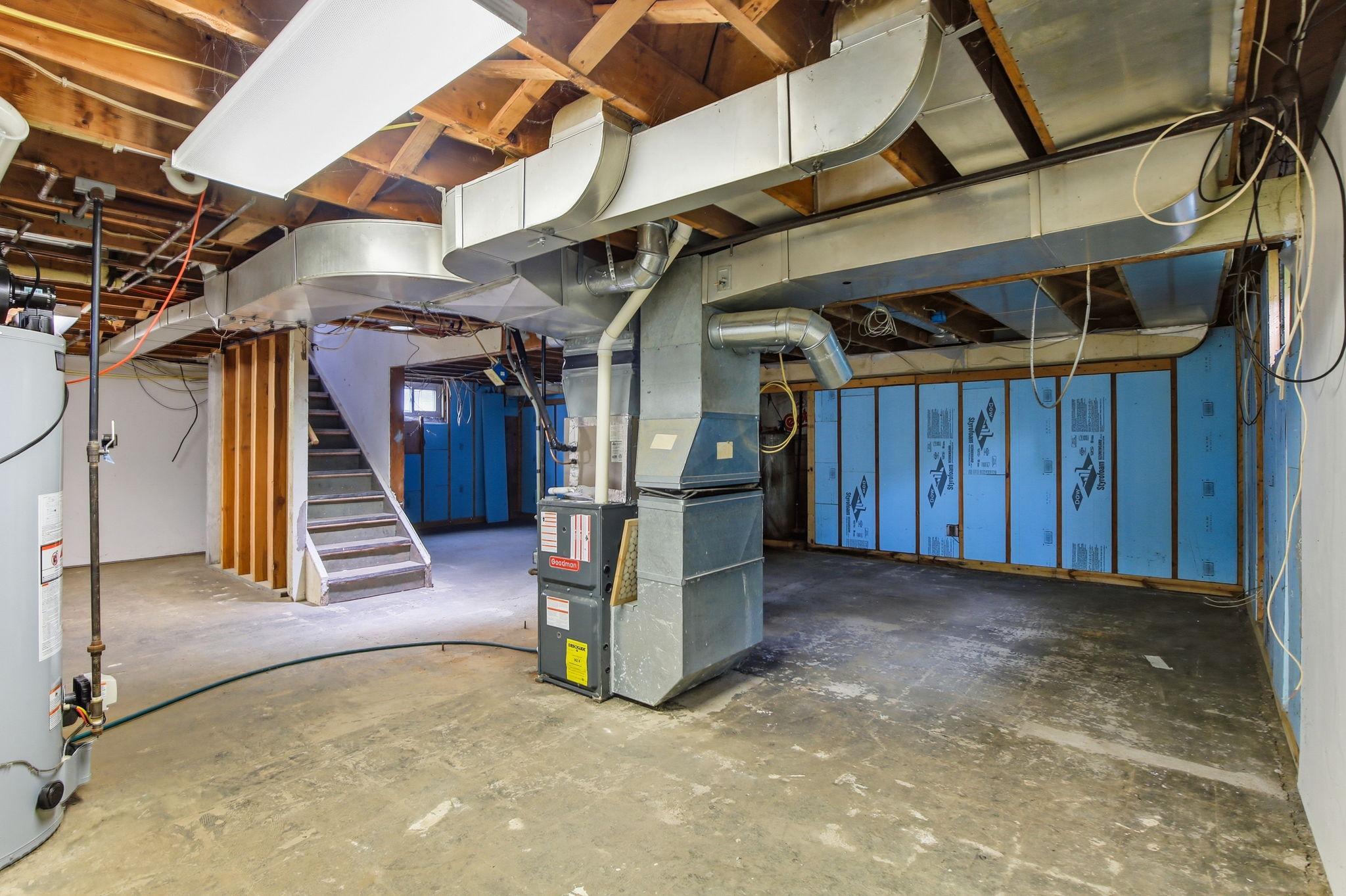 26-web-or-mls-7804-Emerson-Ave-N-26.jpg