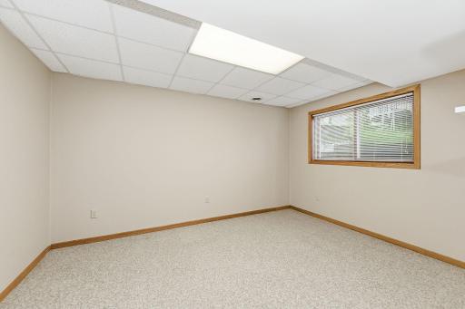 4212 Valley Drive NW, Rochester, MN 55901