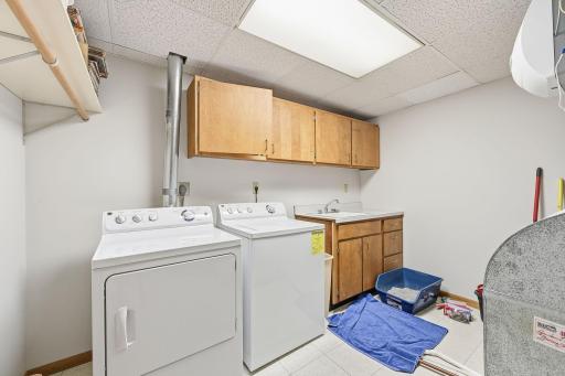 4212 Valley Drive NW, Rochester, MN 55901
