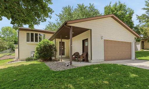 4212 Valley Drive NW, Rochester, MN 55901