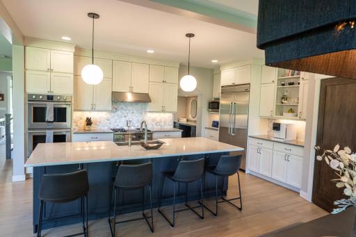Kitchen_4 copy.jpg